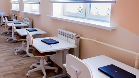 К 1 сентября новое оборудование появится в 105 школах Воронежской области