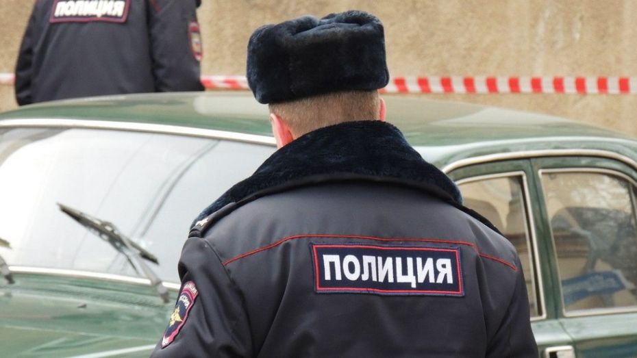 Аннинские полицейские нашли в ванной жилого дома два трупа