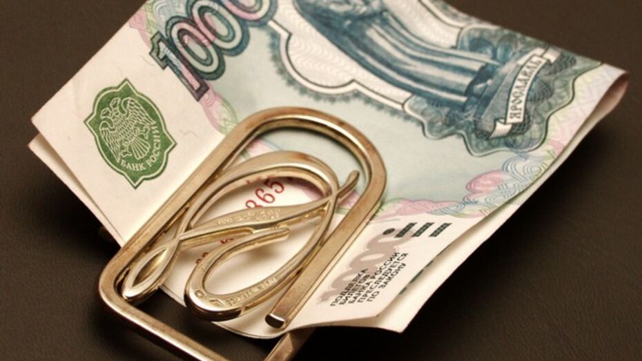 В Лисках покупатель расплатился фальшивой 1000-рублевой купюрой