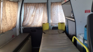 В Воронеже автомобиль Infiniti сбил девушку на пешеходном переходе