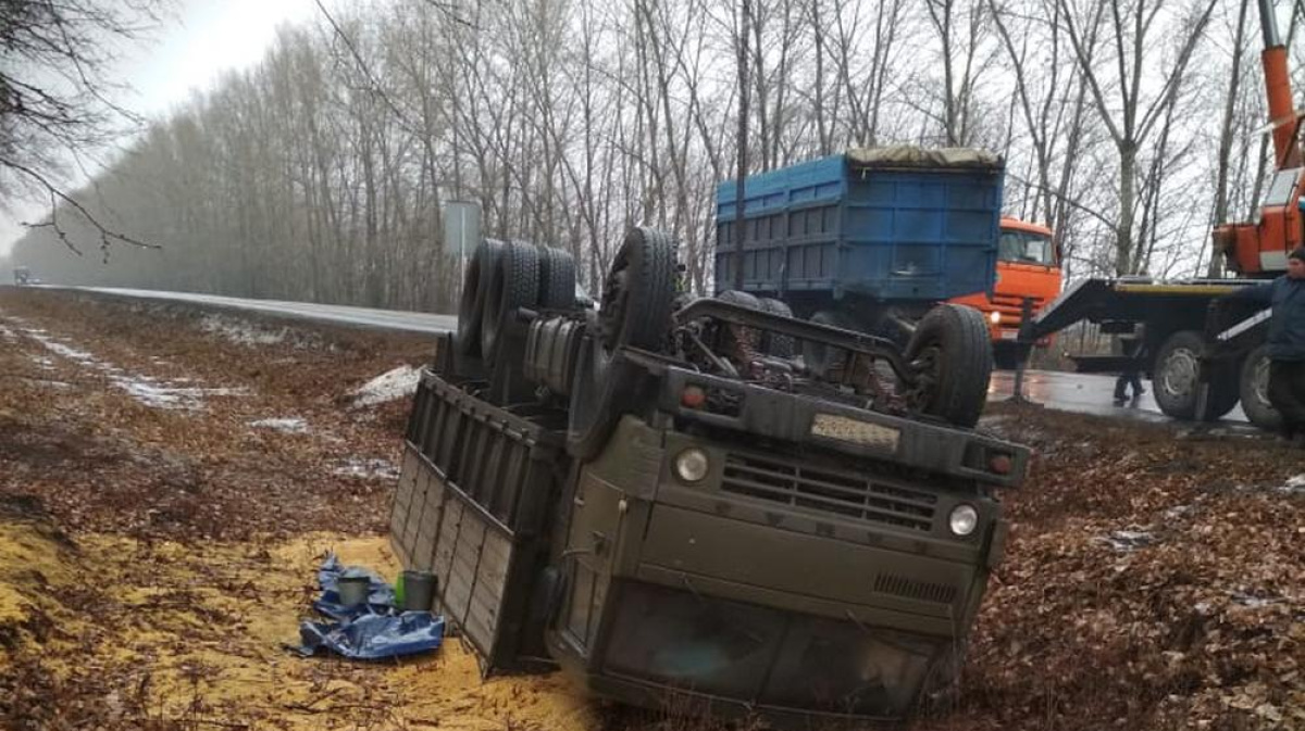 Нам с камазом кормильцем моим. Воздухозаборник камаз 5320. Нам с камазом кормильцем моим. Нам с камазом кормильцем моим. Нам с камазом кормильцем моим.