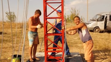 В богучарском селе Твердохлебовка установили вышку сотовой связи