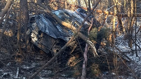 Воронежские полицейские помогли ростовской семье выбраться из загоревшегося авто