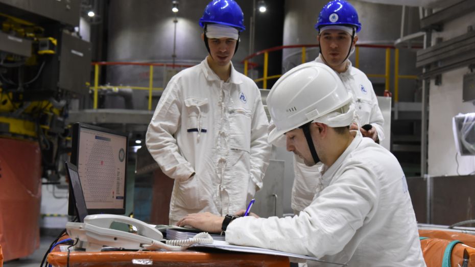 На Нововоронежской АЭС-2 начался физпуск инновационного энергоблока