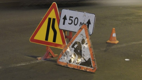 Дорожники предупредили об отклонении от графика ремонта трассы при въезде в Воронеж