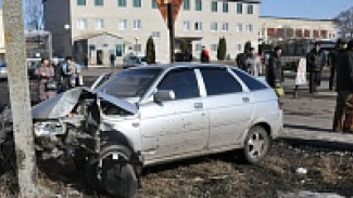 В центре Эртиля машина сбила женщину, шедшую домой на обед