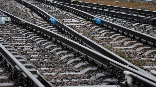 Умер второй рабочий, попавший под поезд на ГОКе в воронежском Павловске