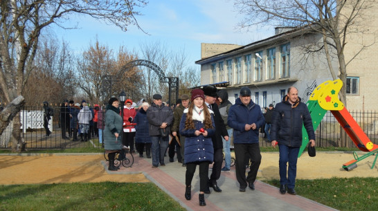 В воробьевском селе Лещаное благоустроили парк