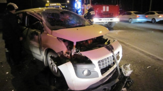 В Воронеже на Антонова-Овсеенко столкнулись 4 машины