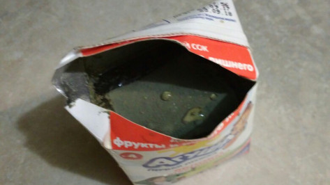 Жительница Воронежа купила в «Пятерочке» детский сок с плесенью 