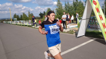 Верхнемамонская спортсменка пробежала первой 6 км на зональном этапе «Кросса нации»