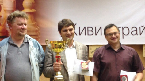 Победитель воронежского шахматного фестиваля шесть лет не мог приблизиться к тройке призеров