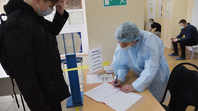 Число переболевших ковидом воронежцев приблизилось к 64 тыс