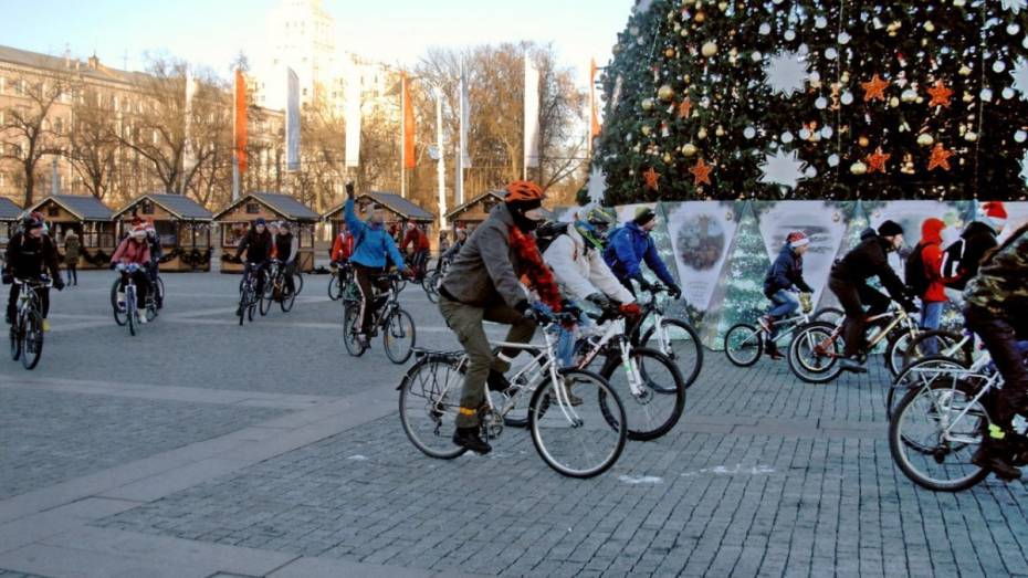 Новогодний велопарад пройдет в Воронеже 25 декабря