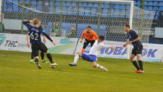 «Факел» победил «Шинник» в Воронеже