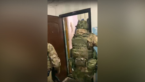 Задержание в Воронеже 4 организаторов незаконной миграции сняли на видео