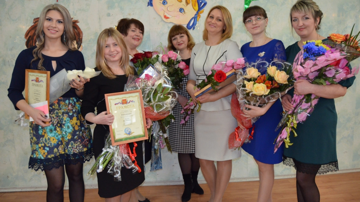 Лучшим педагогом Семилукского района стала учитель русского языка и литературы 