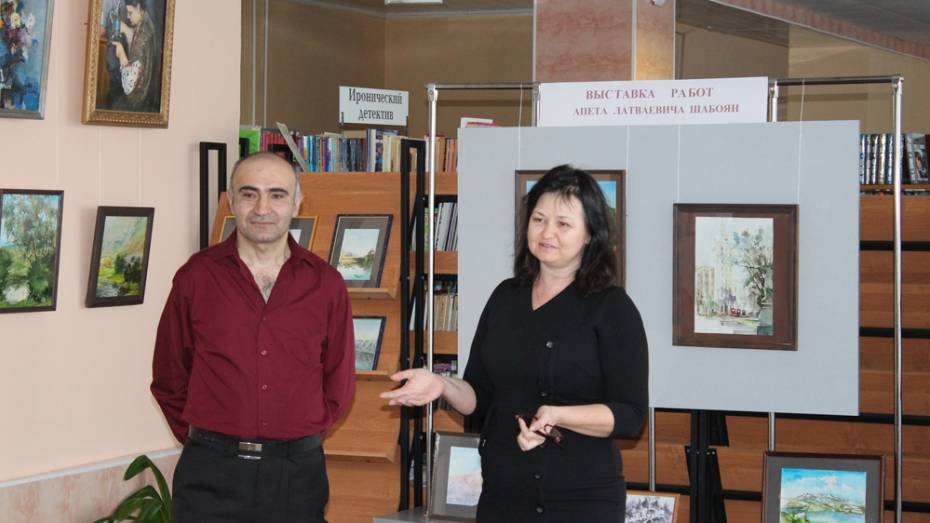 Лискинцев пригласили на выставку работ преподавателей местной детской художественной школы