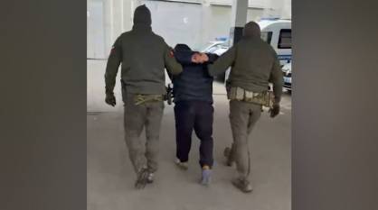Появилось видео задержания в Воронежской области 47-летнего москвича, убившего сожительницу