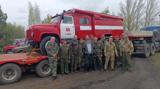 Павловские пожарные подарили коллегам из Каширского района отреставрированный автомобиль