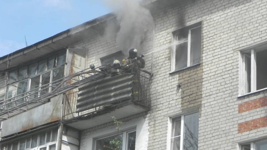 В Борисоглебске инвалид пострадал при пожаре в собственной квартире