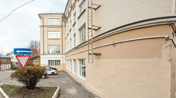 В Воронеже здание школы №16 обесточили из-за пожара