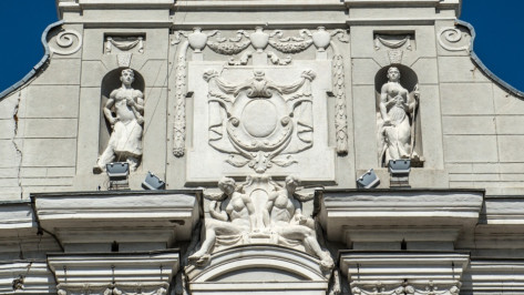 Неизвестные прислали электронные письма с угрозами взрыва 5 сотрудникам мэрии Воронежа 