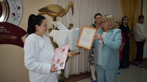 В День города в Борисоглебске провели торжественную регистрацию новорожденных