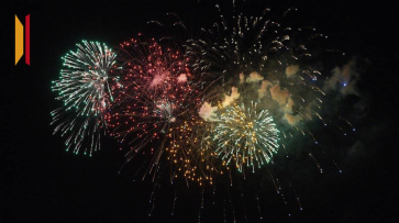 Воронежцам напомнили о запрете на использование пиротехники в новогодние праздники