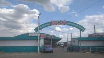 В Воронеже задержали «смотрящего» за Алексеевским рынком Нияза Заидова: видео