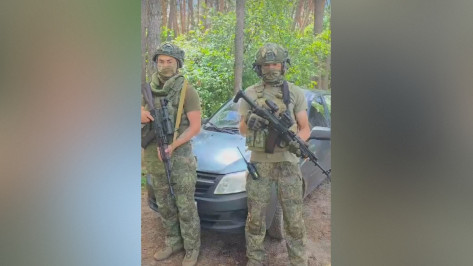 Грибановцы передали бойцам СВО легковой автомобиль