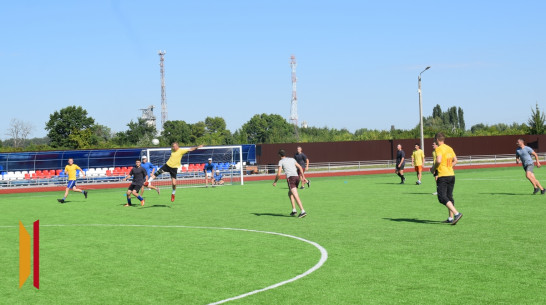 В Грибановке турнир по футболу перенесли на другой стадион из-за жары
