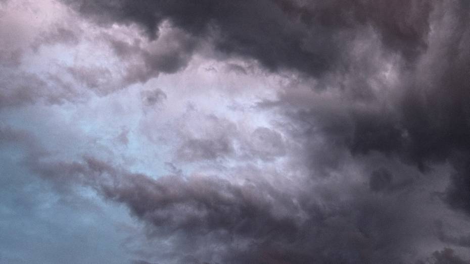 Воронежцы сообщили о громких звуках ночью 26 октября