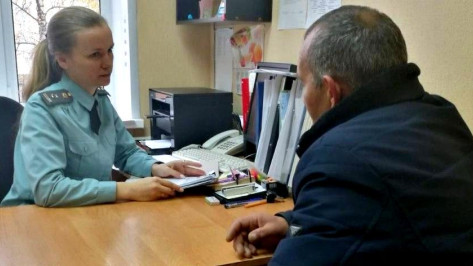 В Воронеже пенсионер МВД рассчитался с долгом, чтобы вылететь из страны