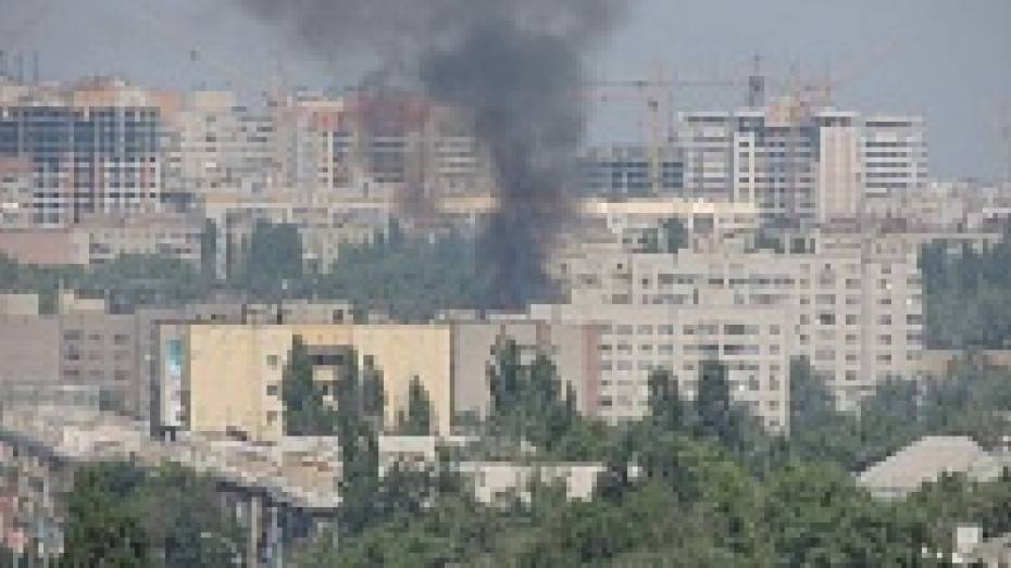 Дым от пожара на 45 Стрелковой дивизии воронежцы увидели в центре города