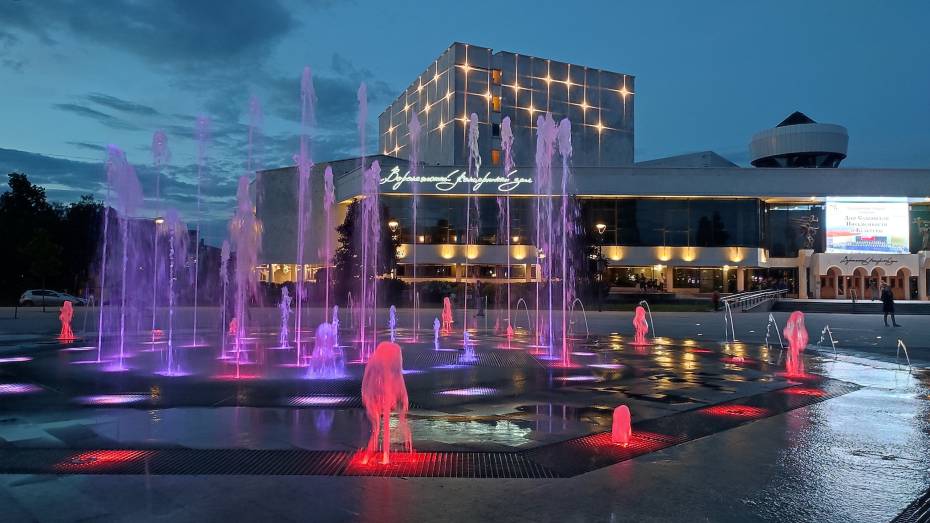 Джазовый фестиваль и литературно-музыкальный проект о героях СВО: каким будет новый сезон в Воронежском концертном зале