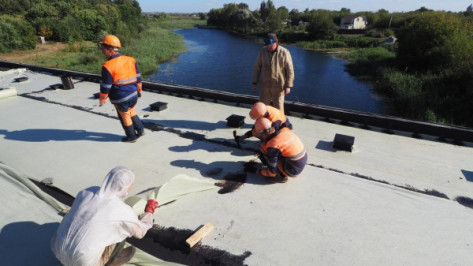 Мост через реку Хопер в Воронежской области закрыли на полгода из-за капремонта