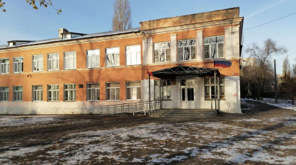 В Воронеже девочка выпала из окна школы