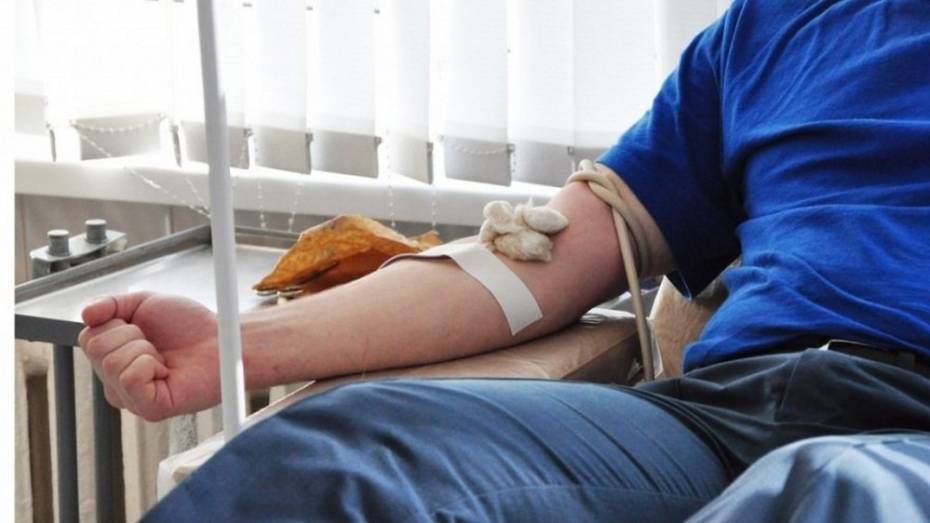 Семилукцев попросили сдать кровь для пострадавшей в ДТП женщины