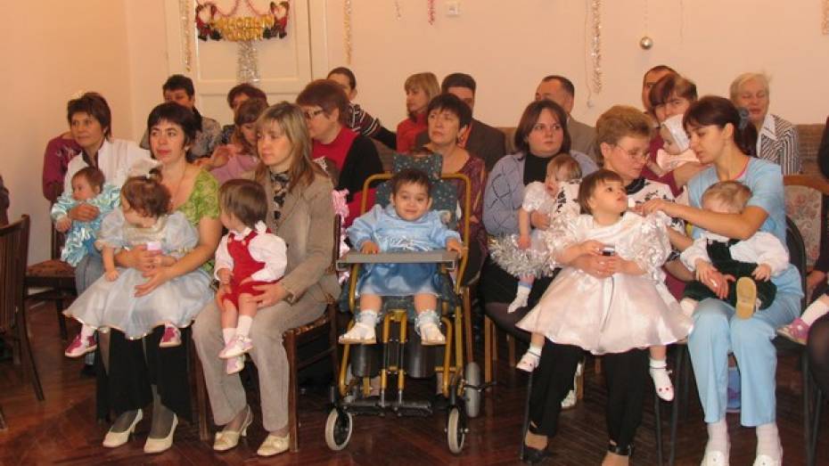 Воронежские следователи побывали в областном Доме ребенка