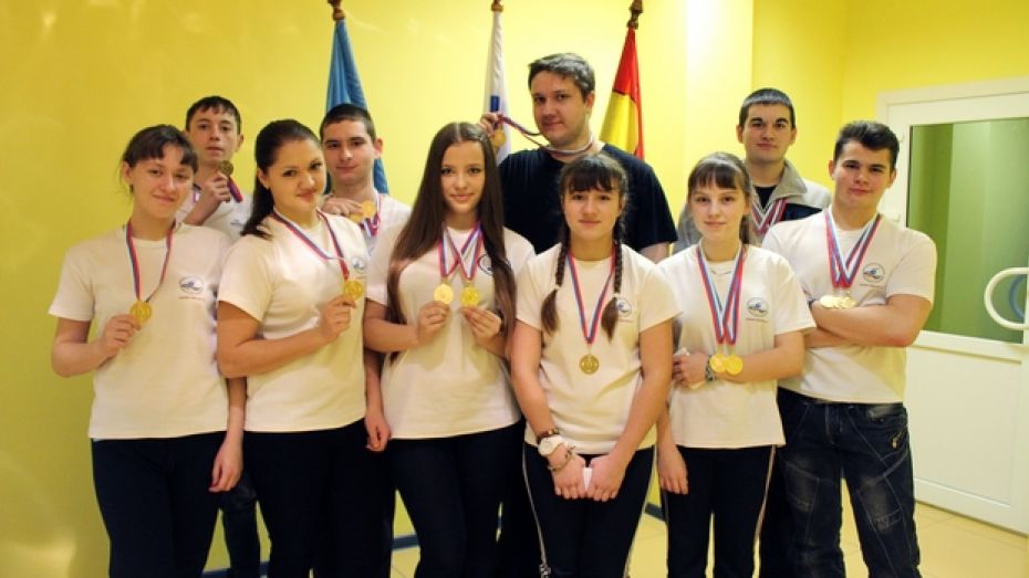  Хохольская сборная заняла первое место в областной спартакиаде школьников по плаванию