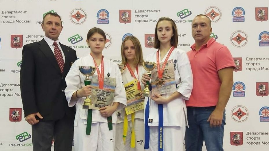 Поворинские каратистки привезли 3 медали с межрегионального турнира в Москве