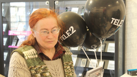 Салоны Tele2 начали обслуживать денежные переводы ЮНИСТРИМ