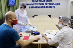 «Хочется спокойной жизни». Как в Воронеже прошел день вакцинации общественников