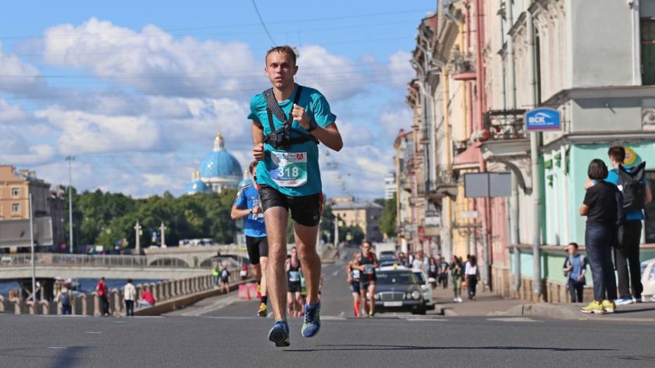 Ольховатские спортсмены пробежали 42,2 км на международном марафоне «Белые ночи»
