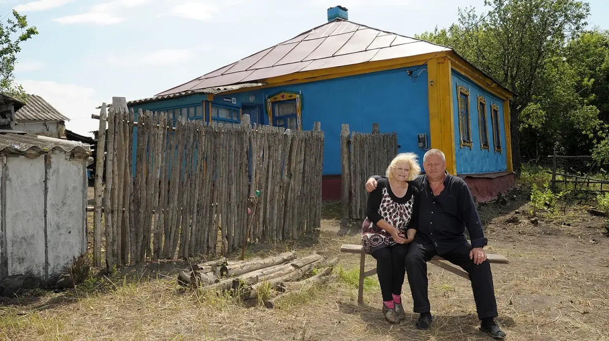 Дорога в заброшенные хутора. Зачем экономист восстановила дом деда в  воронежской деревне