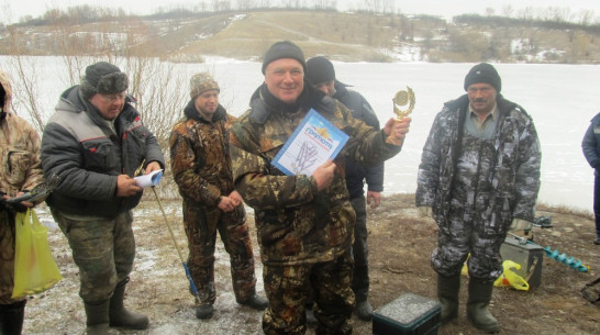 В Семилуксом районе наградили лучших рыбаков