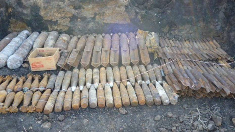 В Семилукском районе нашли 165 боеприпасов времен войны
