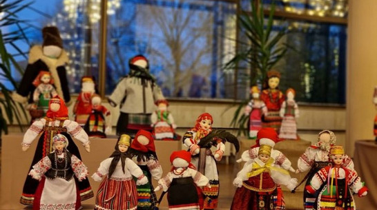 Калачеевцев пригласили на выставку народных кукол