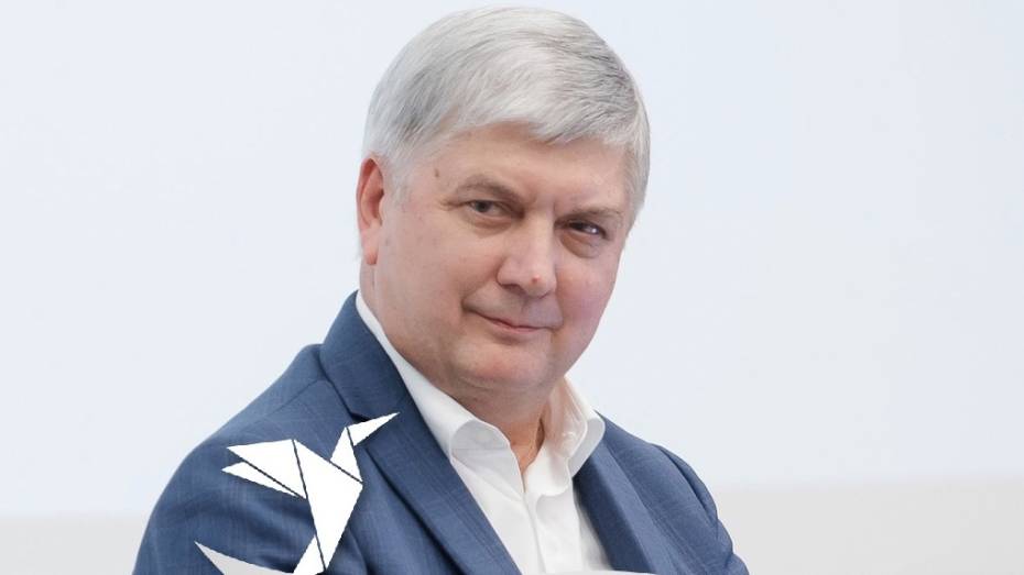 Воронежский губернатор присоединился к акции «Журавли» в память о жертвах теракта